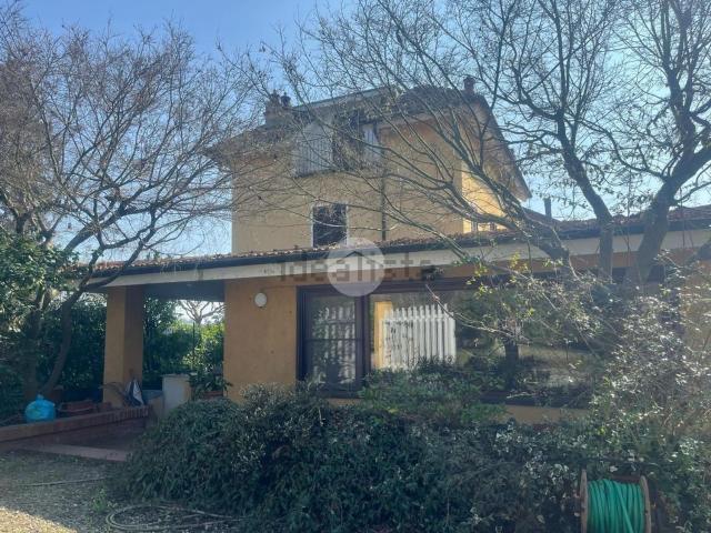 Villetta indipendente in vendita di 247 m² in Corso Italia, 18