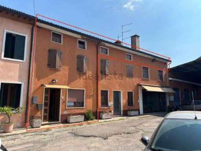 Villetta indipendente in vendita di 248 m² in Via Mainenti