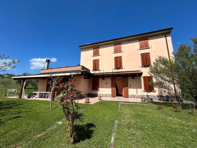 Villetta indipendente in vendita di 249 m²