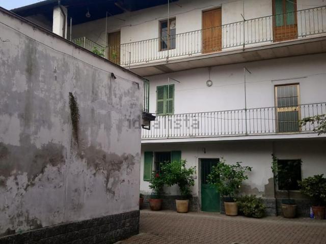 Villetta indipendente in vendita di 249 m² in Via A. Torchio