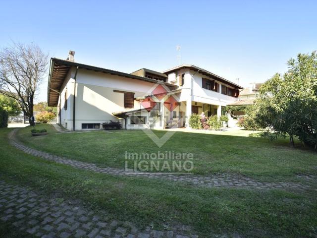 Villetta indipendente in vendita di 250 m²