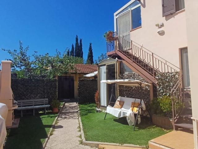 Villetta indipendente in vendita di 250 m²