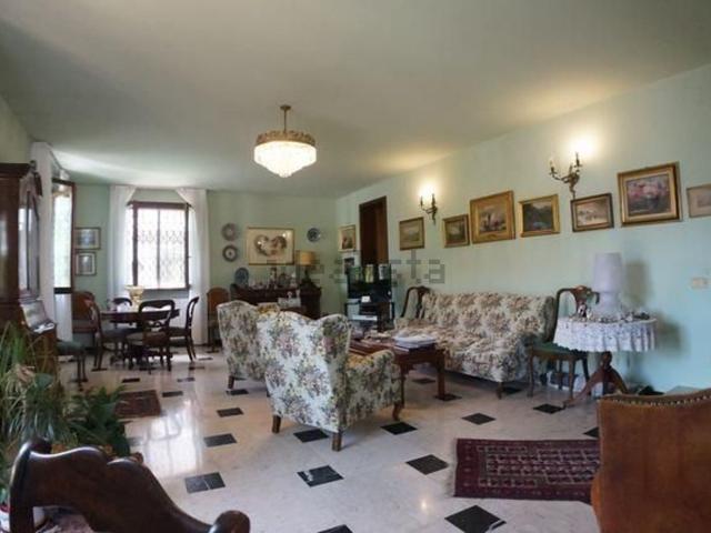 Villetta indipendente in vendita di 250 m²