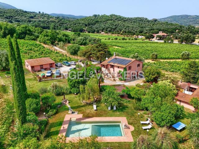Villetta indipendente in vendita di 250 m²