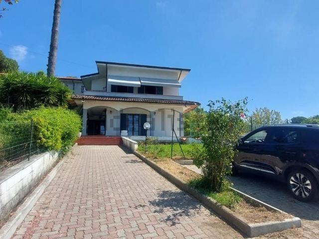 Villetta indipendente in vendita di 250 m²