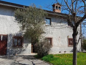 Villetta indipendente in vendita di 250 m²