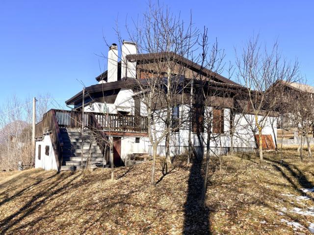 Villetta indipendente in vendita di 250 m²