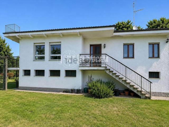 Villetta indipendente in vendita di 250 m²