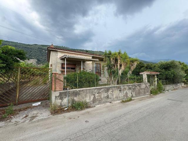 Villetta indipendente in vendita di 250 m²