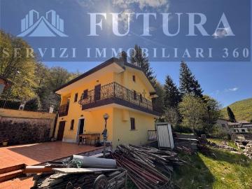 Villetta indipendente in vendita di 250 m²