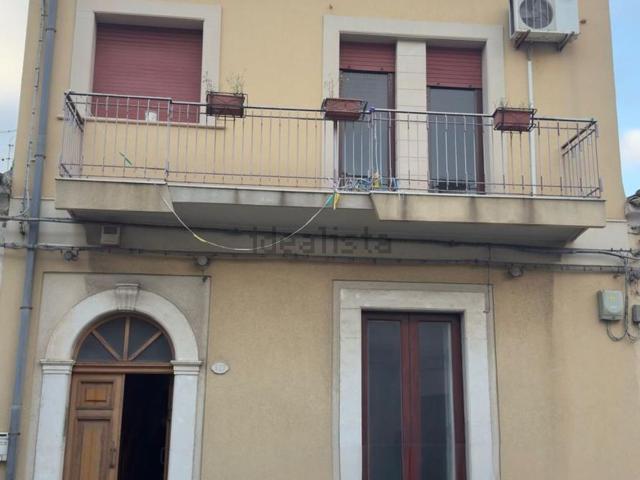 Villetta indipendente in vendita di 250 m² in Via Cacc. delle Alpi, 323