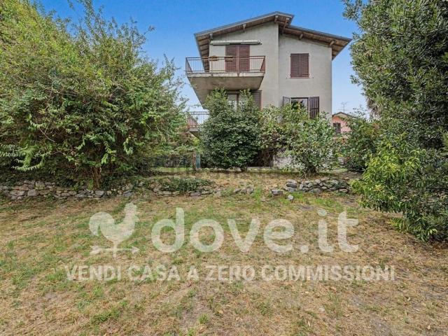 Villetta indipendente in vendita di 250 m² in Via Casarico, 28