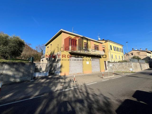 Villetta indipendente in vendita di 250 m² in Via Castellina, 72