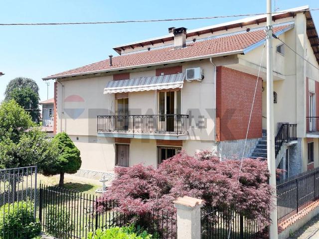 Villetta indipendente in vendita di 250 m² in Via Cervino, 3