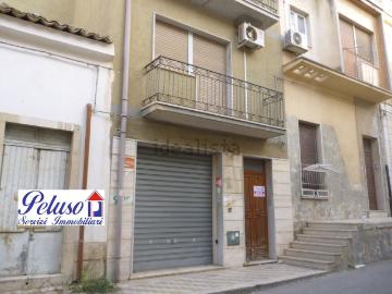 Villetta indipendente in vendita di 250 m² in Via A. Regolo