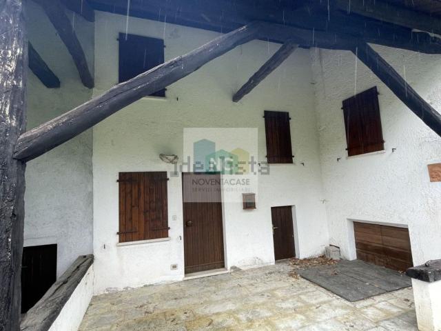 Villetta indipendente in vendita di 250 m² in Via Bolago, 119