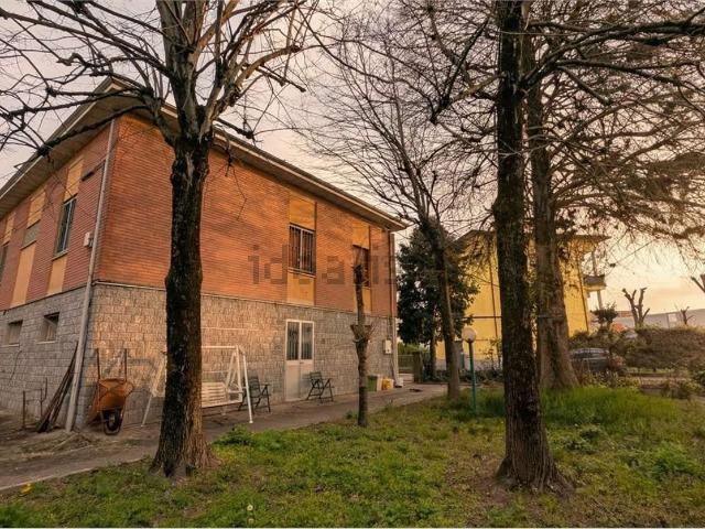 Villetta indipendente in vendita di 250 m² in Via Bolivia