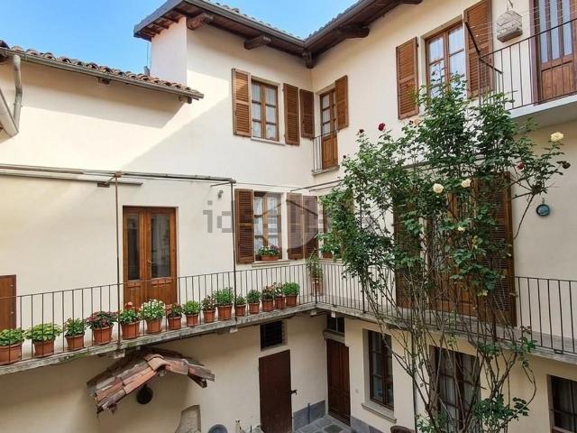 Villetta indipendente in vendita di 250 m² in Via G. Dovis, 17
