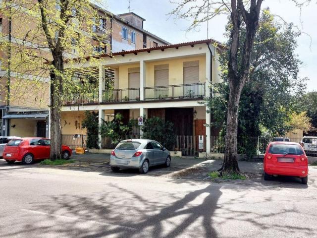 Villetta indipendente in vendita di 250 m² in Via Goffredo Mameli, 4