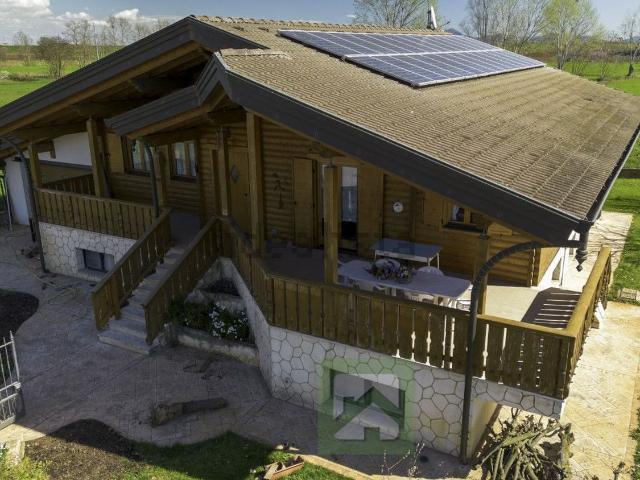 Villetta indipendente in vendita di 250 m² in Via Giuseppe Mazzini, 52