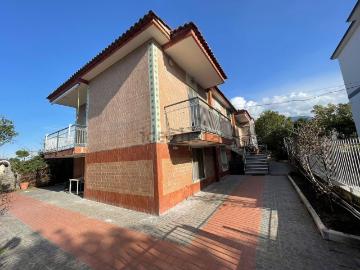 Villetta indipendente in vendita di 250 m² in Via Gioacchino Cardano, 30