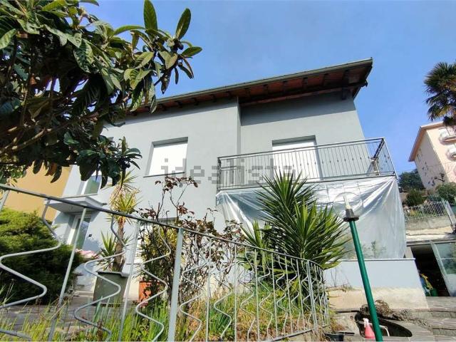 Villetta indipendente in vendita di 250 m² in Via Don Carlo Rosa