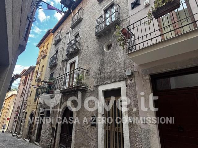Villetta indipendente in vendita di 250 m² in Via del Castello, 31
