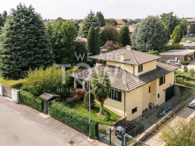 Villetta indipendente in vendita di 250 m² in Via dell&apos Oca, 5