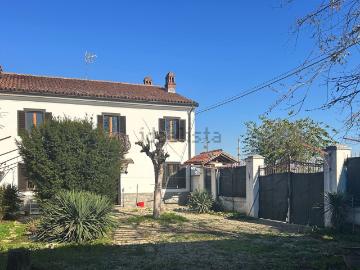 Villetta indipendente in vendita di 250 m² in Via della Mandrina, 31