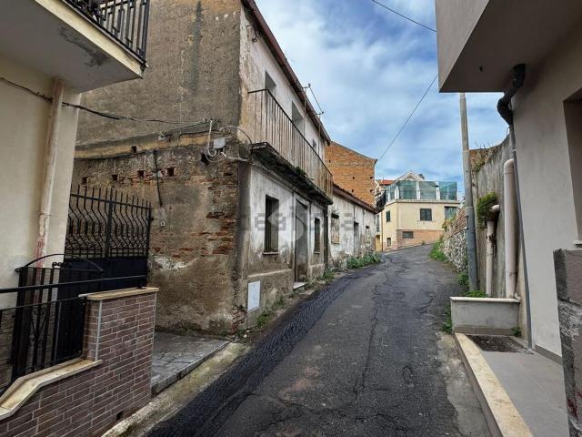 Villetta indipendente in vendita di 250 m² in Via della Vittoria, 40