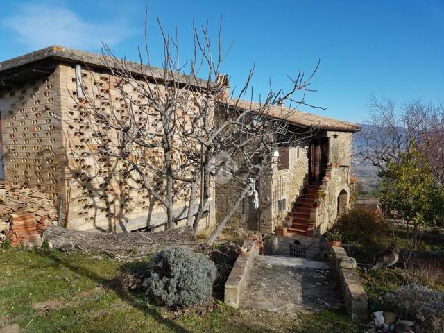 Villetta indipendente in vendita di 250 m² in Via delle Pianate San Sisto