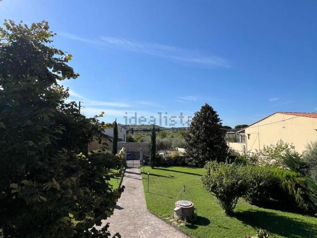 Villetta indipendente in vendita di 250 m² in Via di Villamagna