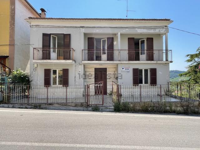 Villetta indipendente in vendita di 250 m² in Via Kennedy