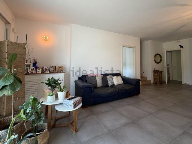 Villetta indipendente in vendita di 250 m² in Via Livello