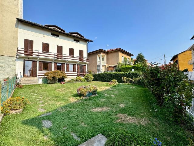 Villetta indipendente in vendita di 250 m² in Via Monte Mucrone, 18