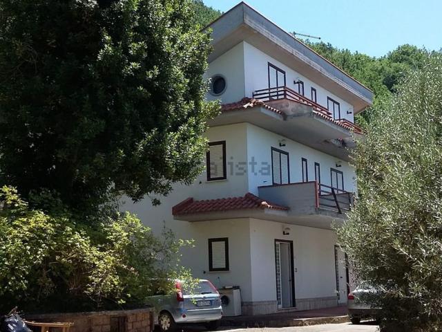 Villetta indipendente in vendita di 250 m² in Via Mauriello