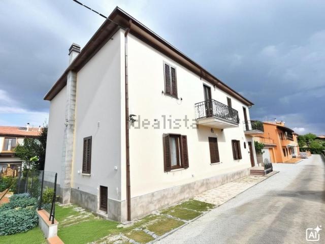 Villetta indipendente in vendita di 250 m² in Via Sacco e Vanzetti, 4