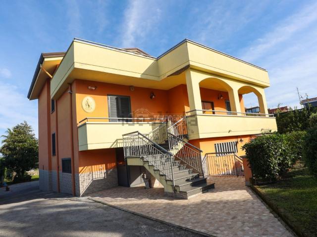 Villetta indipendente in vendita di 250 m² in Via San Maria delle Grazie a Palmentola