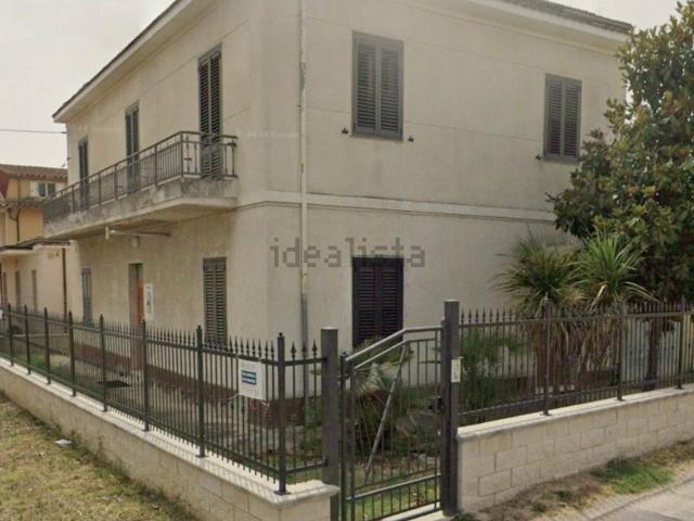 Villetta indipendente in vendita di 250 m² in Via San Gabriele