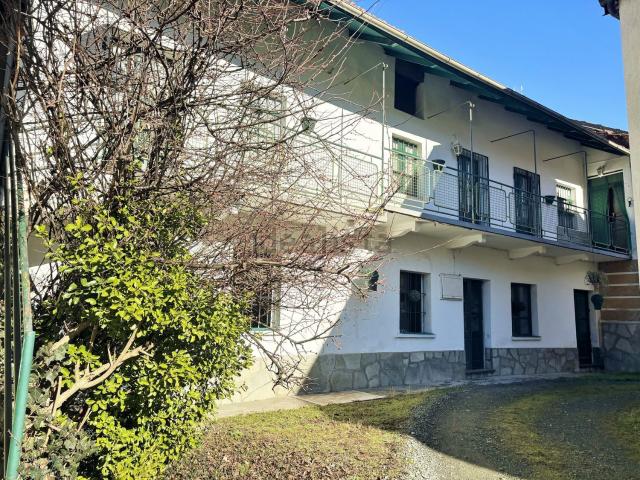 Villetta indipendente in vendita di 250 m² in Via Ponte Dora