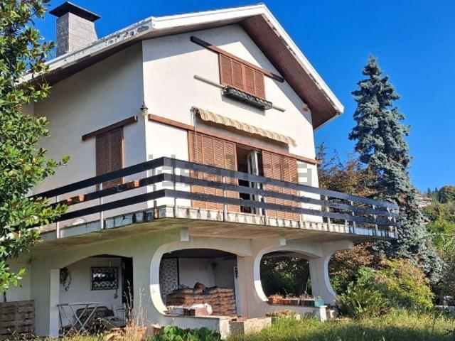 Villetta indipendente in vendita di 250 m² in Via Patrone, 18