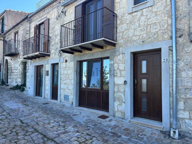 Villetta indipendente in vendita di 250 m² in Via Quintino Sella, 5