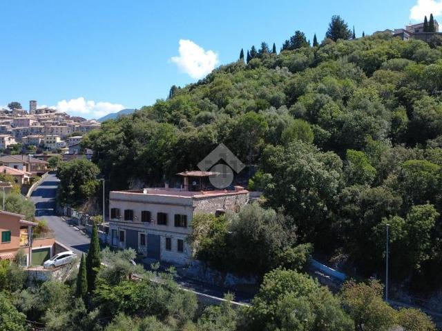 Villetta indipendente in vendita di 250 m² in Via Roma, 70