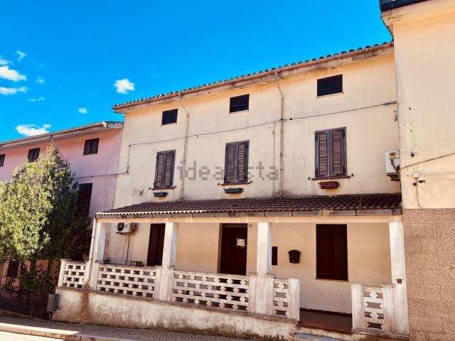Villetta indipendente in vendita di 250 m² in Via roma, 93
