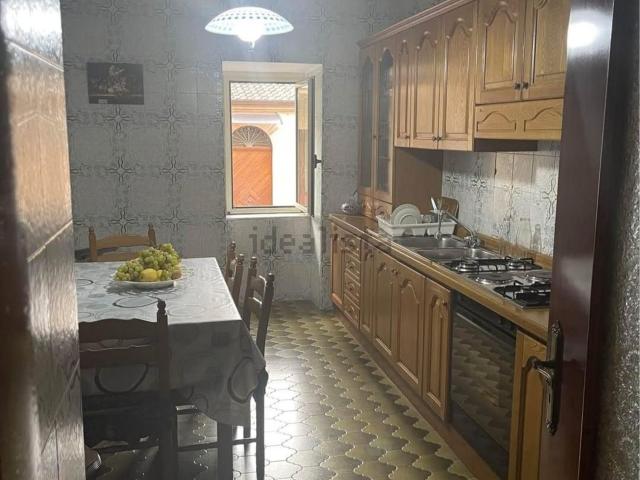 Villetta indipendente in vendita di 250 m² in Via Roma, 162