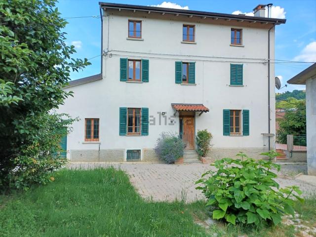 Villetta indipendente in vendita di 250 m² in Via Roncole, 20