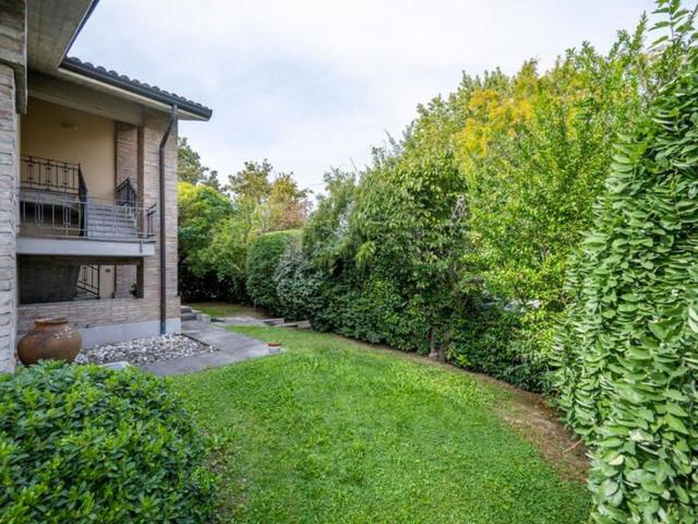Villetta indipendente in vendita di 250 m² in Via Richard Wagner