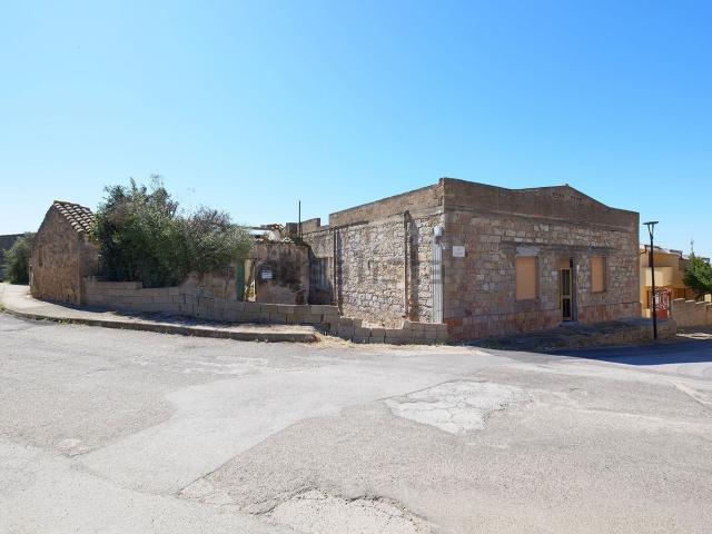 Villetta indipendente in vendita di 250 m² in Via Toscana, 1