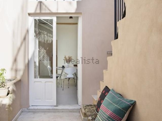 Villetta indipendente in vendita di 250 m² in Via Turbazzo