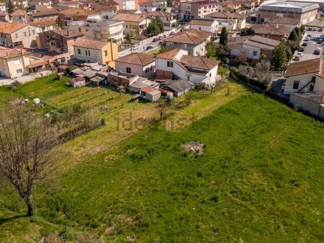 Villetta indipendente in vendita di 250 m² in Via Volterrana